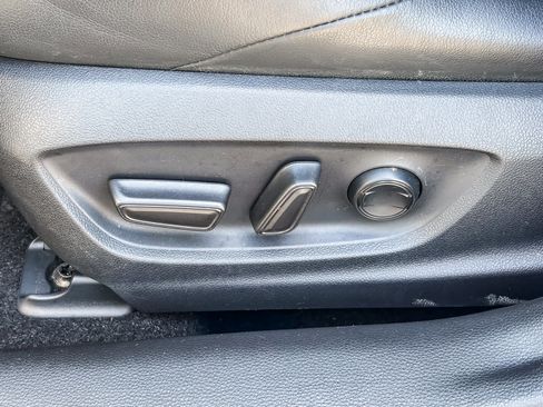 Used 2021 Toyota Corolla XSE w/ Carpet Mat Package (TMS) FWD image 20