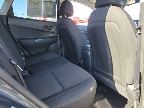 Used 2022 Hyundai Kona SEL image 23