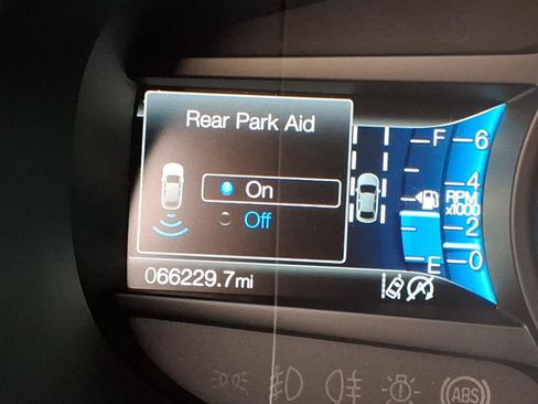 Certified 2024 Ford Edge SEL AWD/4WD image 16