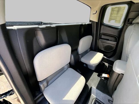 Used 2017 GMC Canyon SL RWD image 20