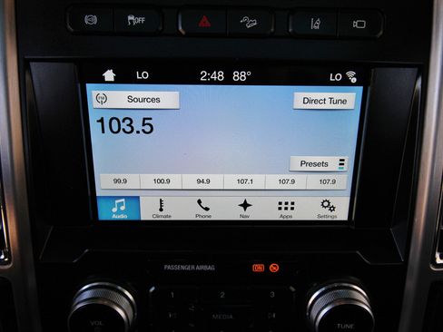 Used 2017 Ford F250 Platinum w/ Platinum Ultimate Package image 31