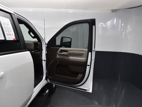 Used 2024 Chevrolet Silverado 3500 LT w/ Z71 Off-Road Package image 25