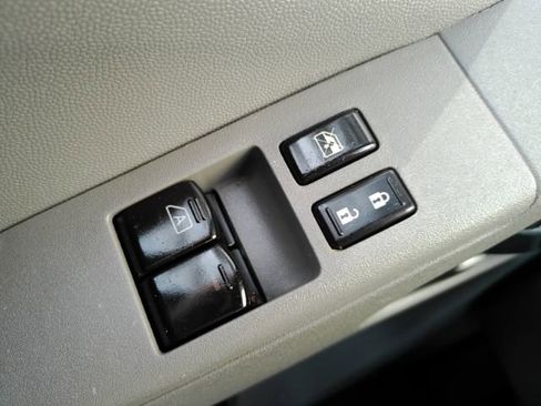 Used 2021 Nissan Frontier S image 26