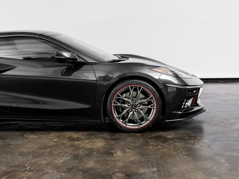 Used 2024 Chevrolet Corvette Stingray Premium Conv w/ Z51 Performance Package image 27