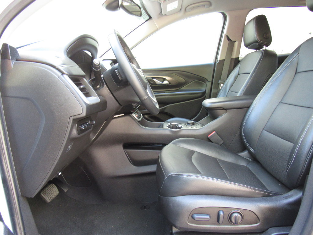 Used 2023 GMC Terrain SLT w/ Tech Package AWD/4WD image 11