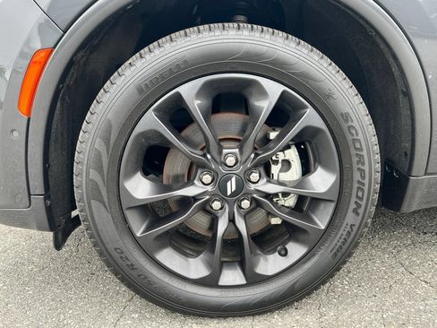 Used 2025 Dodge Durango R/T AWD/4WD image 8