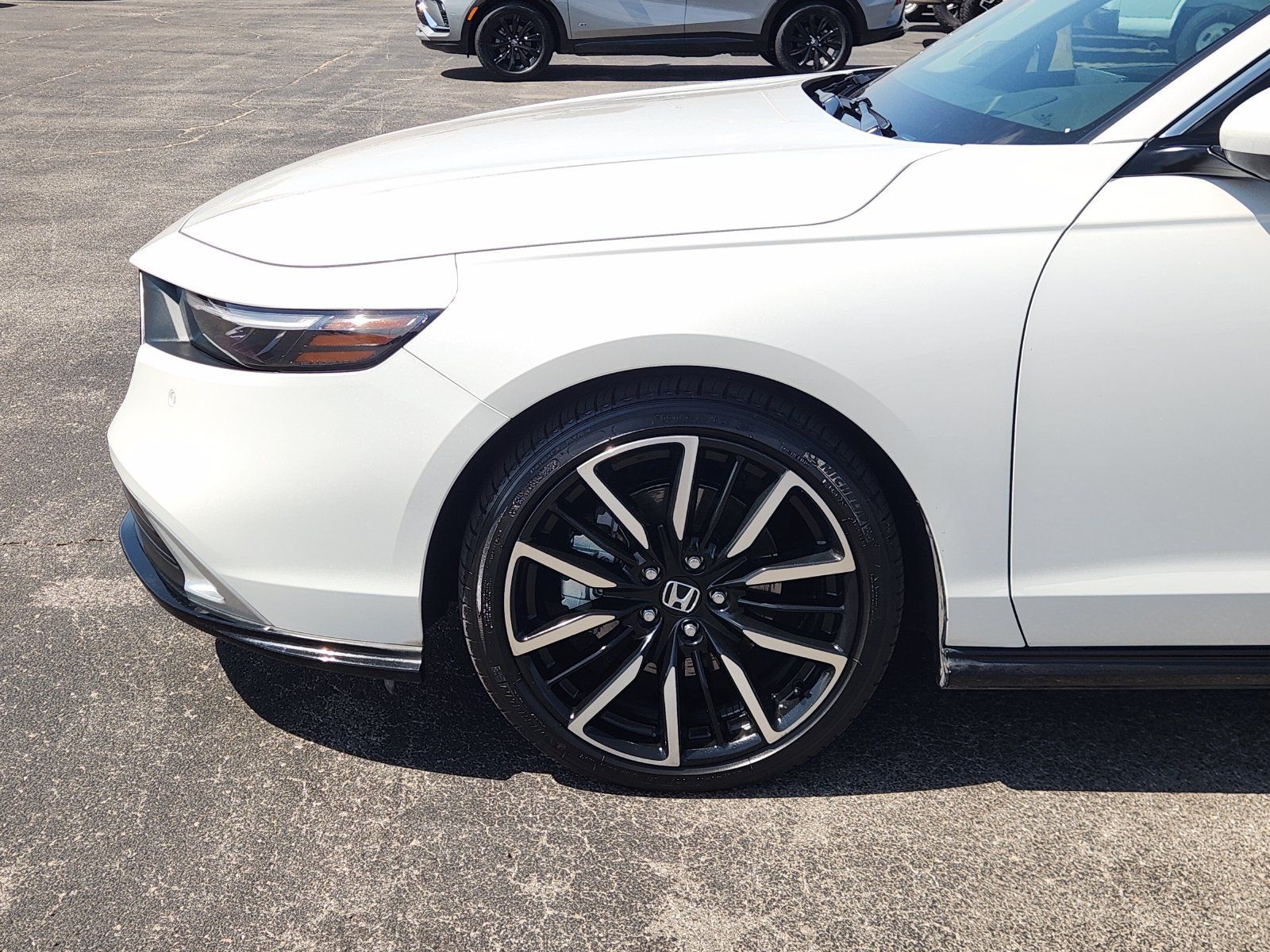Used 2024 Honda Accord Touring image 9