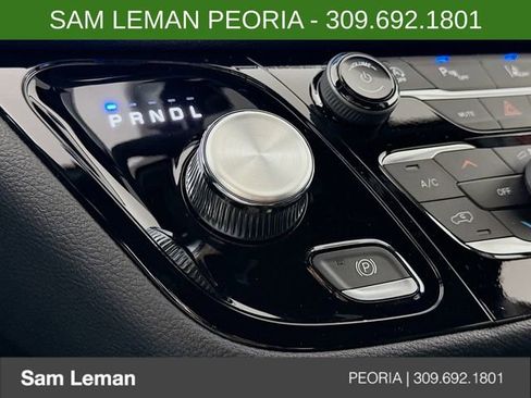 New 2026 Chrysler Pacifica Select FWD image 16