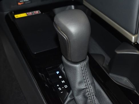 Used 2025 Toyota Camry XSE FWD image 14