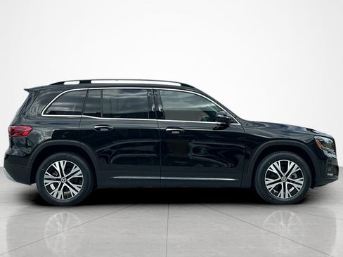 New 2025 Mercedes-Benz GLB 250 image 6
