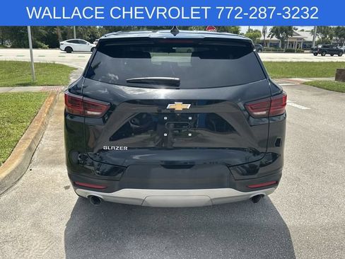 Used 2025 Chevrolet Blazer LT FWD image 8