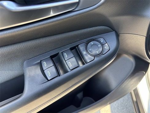 New 2026 Buick Envista Preferred image 11