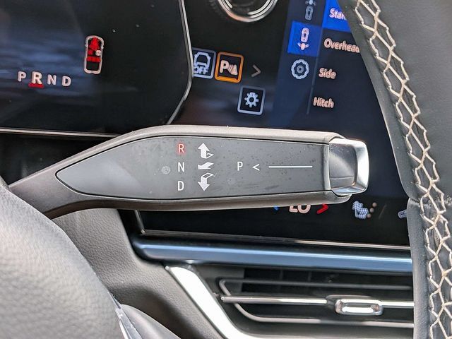 Used 2024 Chevrolet Equinox EV LT FWD image 33