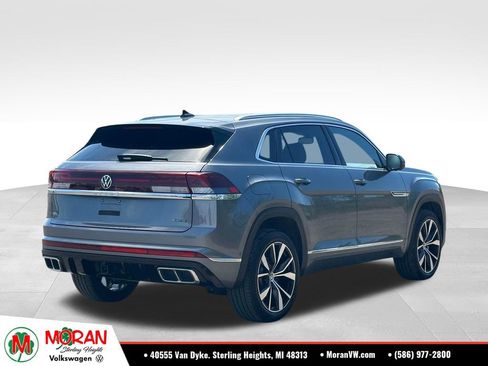 Used 2025 Volkswagen Atlas Cross Sport SEL Premium R-Line AWD/4WD image 4
