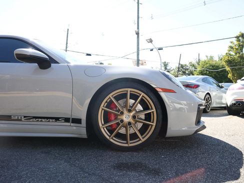 Used 2020 Porsche 911 Carrera S RWD image 4