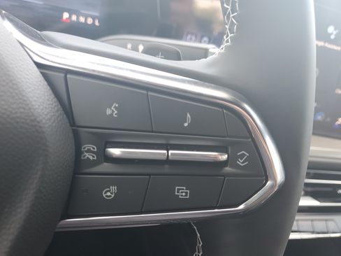 New 2026 Chevrolet Traverse LT w/ Driver Confidence Package FWD image 23