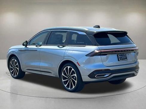 New 2026 Lincoln Nautilus Black Label image 4