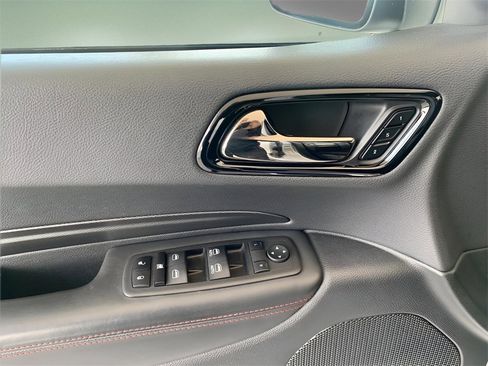 Used 2024 Dodge Durango GT image 12