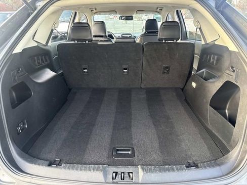 Certified 2023 Ford Edge SEL image 7