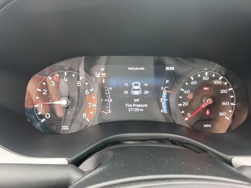 Used 2025 Jeep Compass Limited AWD/4WD image 2