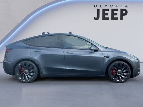 Used 2022 Tesla Model Y Performance image 6
