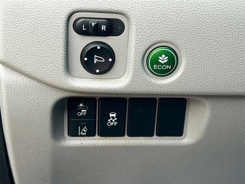 Used 2021 Honda Pilot EX image 11