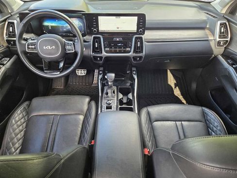 Used 2023 Kia Sorento SX Prestige AWD/4WD image 16