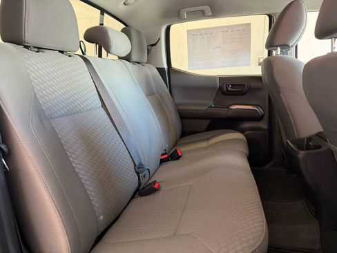 Used 2023 Toyota Tacoma SR5 image 31