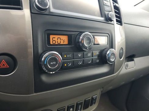 Used 2019 Nissan Frontier SL AWD/4WD image 28