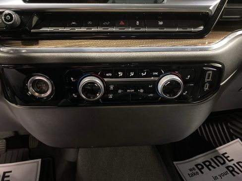 Used 2023 Chevrolet Silverado 1500 LT image 26