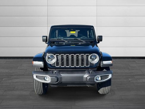 New 2025 Jeep Wrangler Unlimited Sahara w/ Safety Group AWD/4WD image 9