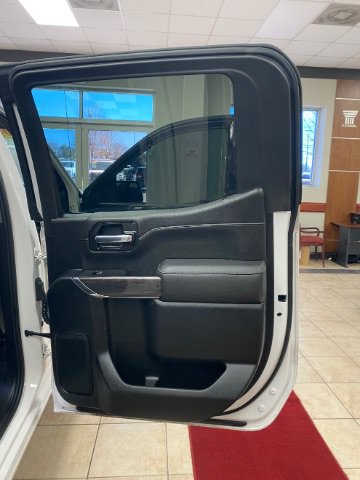 Used 2021 Chevrolet Silverado 1500 LTZ w/ Safety Package II AWD/4WD image 16