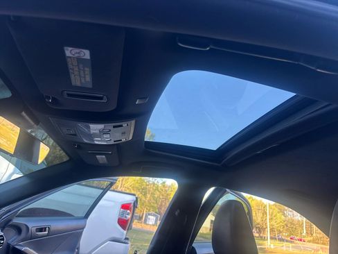 Used 2019 Lexus IS 300 F Sport w/ F Sport Package image 10