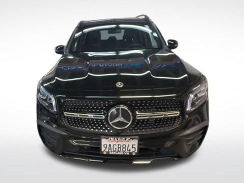 Used 2022 Mercedes-Benz GLB 250 4MATIC image 3