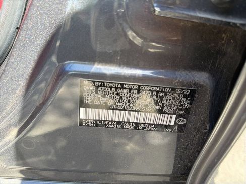 Used 2022 Lexus IS 350 F Sport w/ Dynamic Handling Package RWD image 18