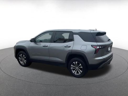 Used 2025 Chevrolet Equinox LT FWD image 10