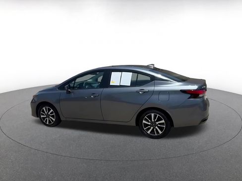 Used 2025 Nissan Versa SV FWD image 10