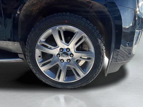 Used 2018 Cadillac Escalade ESV Luxury image 30