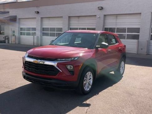 Used 2026 Chevrolet TrailBlazer LS AWD/4WD image 5