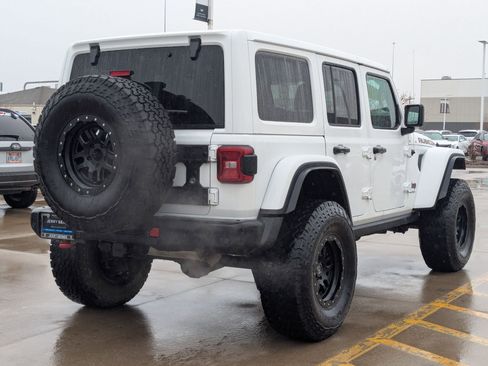 Used 2021 Jeep Wrangler Unlimited Rubicon w/ Uconnect 4C Nav & Sound Group image 6