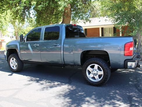 Used 2013 Chevrolet Silverado 2500 LTZ w/ LTZ Plus Package AWD/4WD image 32
