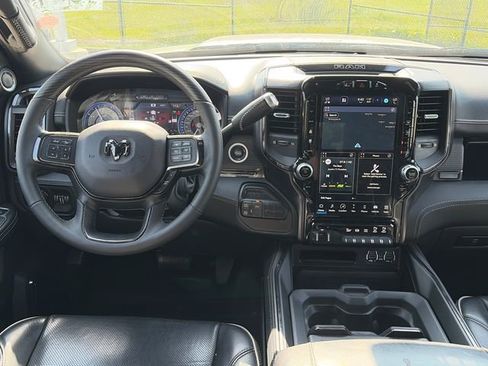 Used 2022 RAM 2500 Limited AWD/4WD image 14