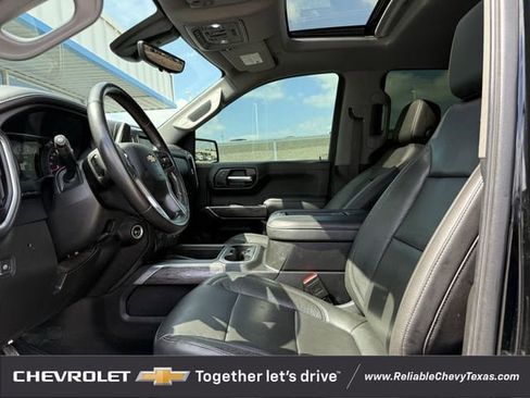 Used 2020 Chevrolet Silverado 1500 LTZ AWD/4WD image 30