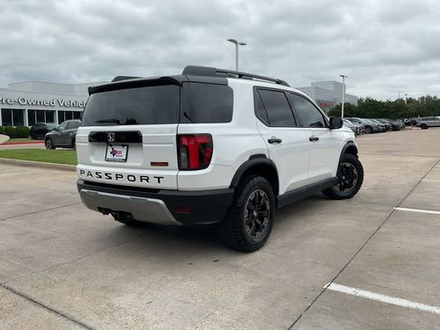 Used 2026 Honda Passport TrailSport Elite image 5