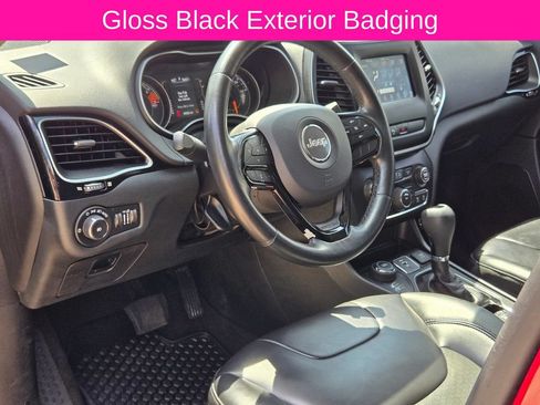 Used 2020 Jeep Cherokee Latitude Plus AWD/4WD image 12