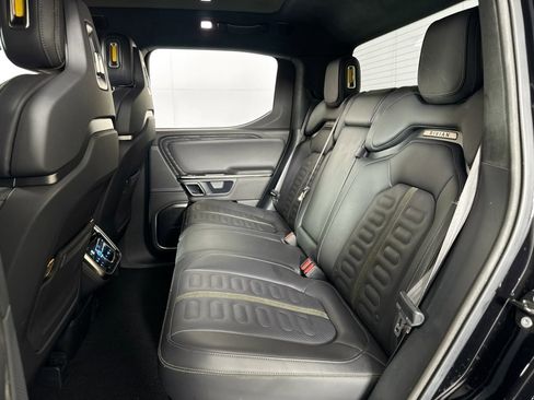 Used 2022 Rivian R1T Adventure image 29