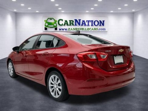 Used 2018 Chevrolet Cruze LS FWD image 3