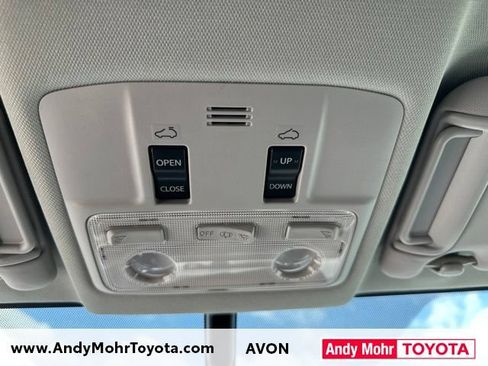 Used 2015 Toyota RAV4 Limited AWD/4WD image 27