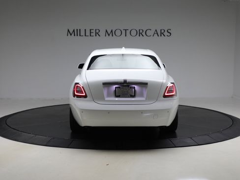 Certified 2023 Rolls-Royce Ghost image 9