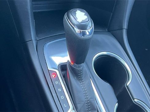 Used 2020 Chevrolet Equinox LT image 28